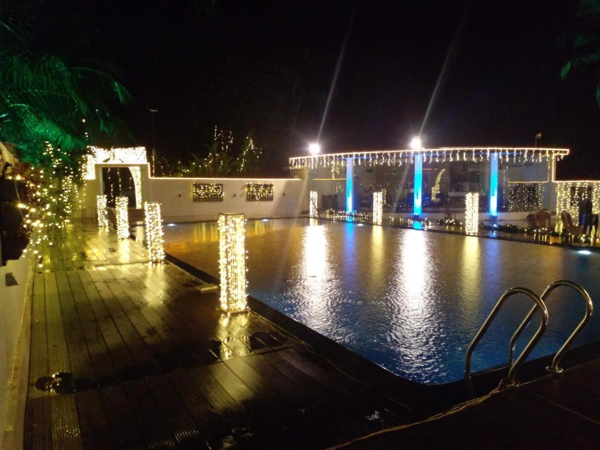 Hotel Angamaly Convention Centre Kochi Exterior foto